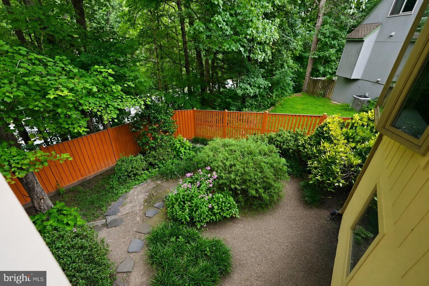 11213 Angus Place photo 36