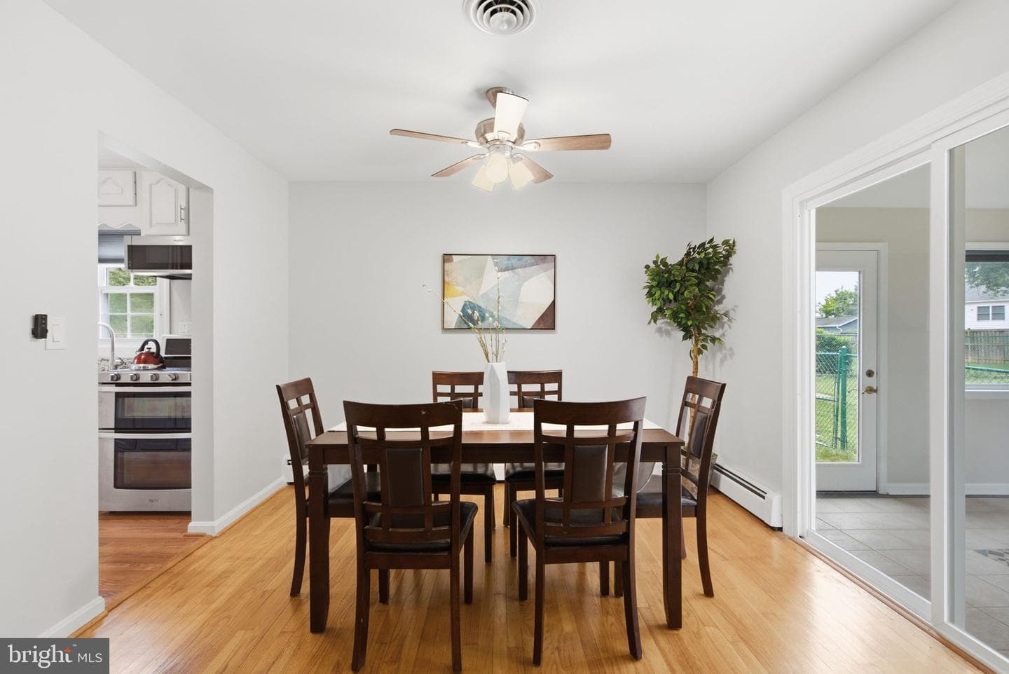 10808 Kingstead Road photo 5