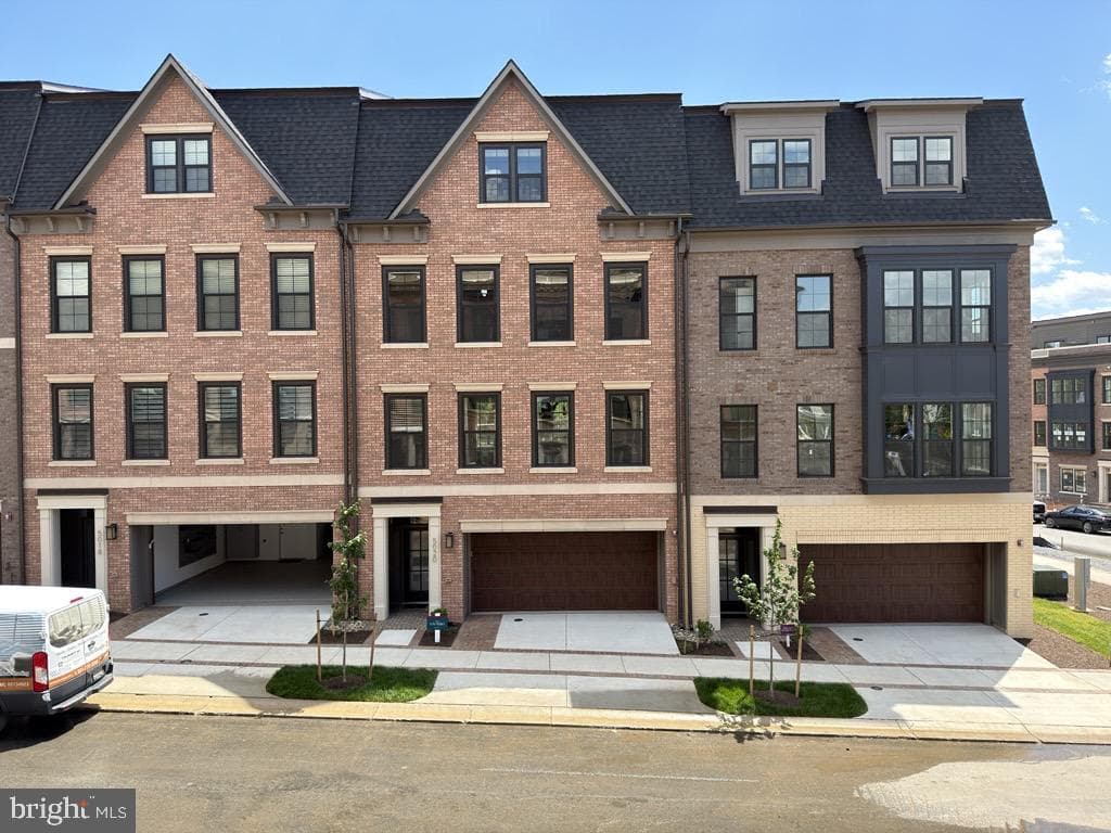 5031 Dulcet Drive #119, Kensington
