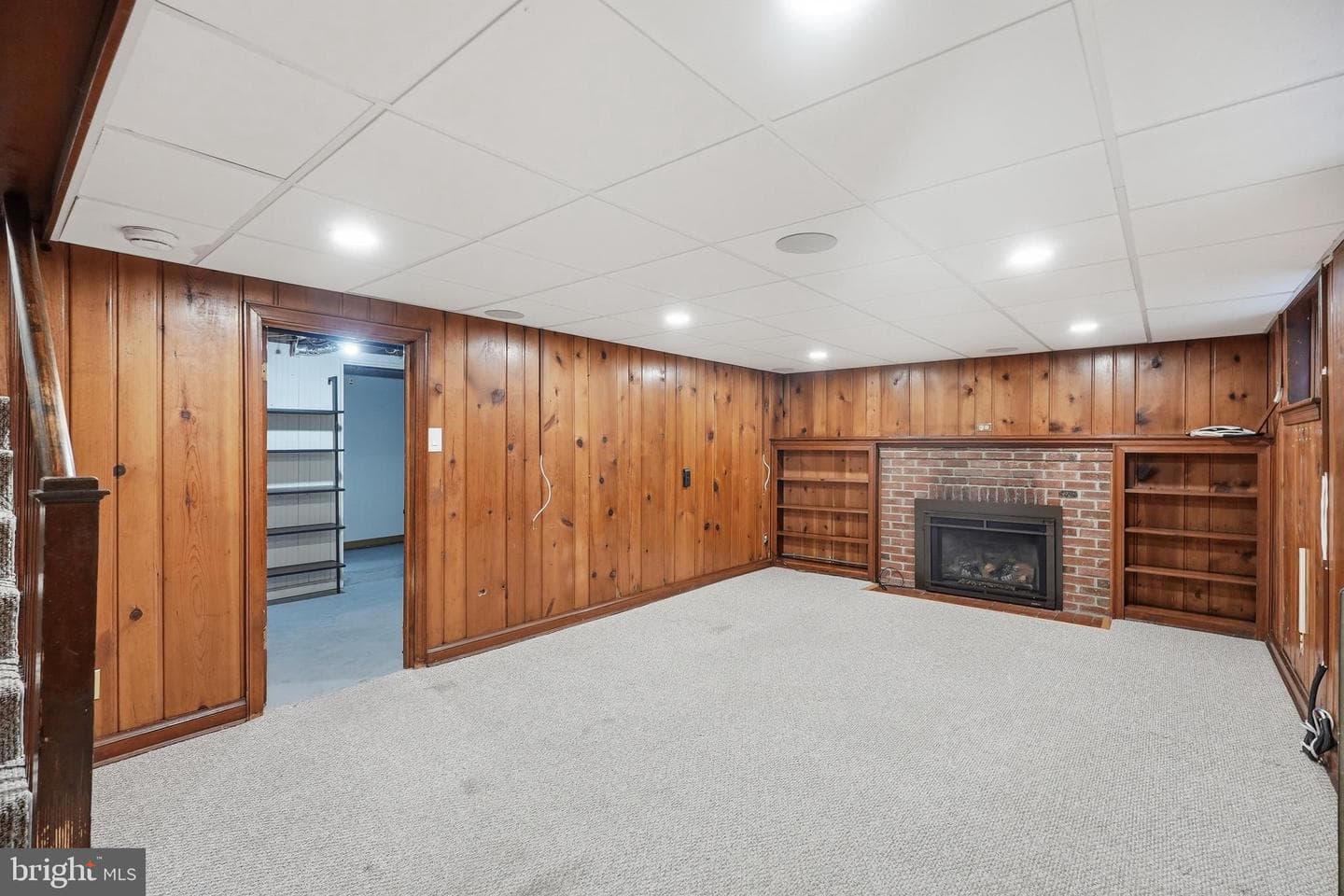 10006 Greenock Road photo 23