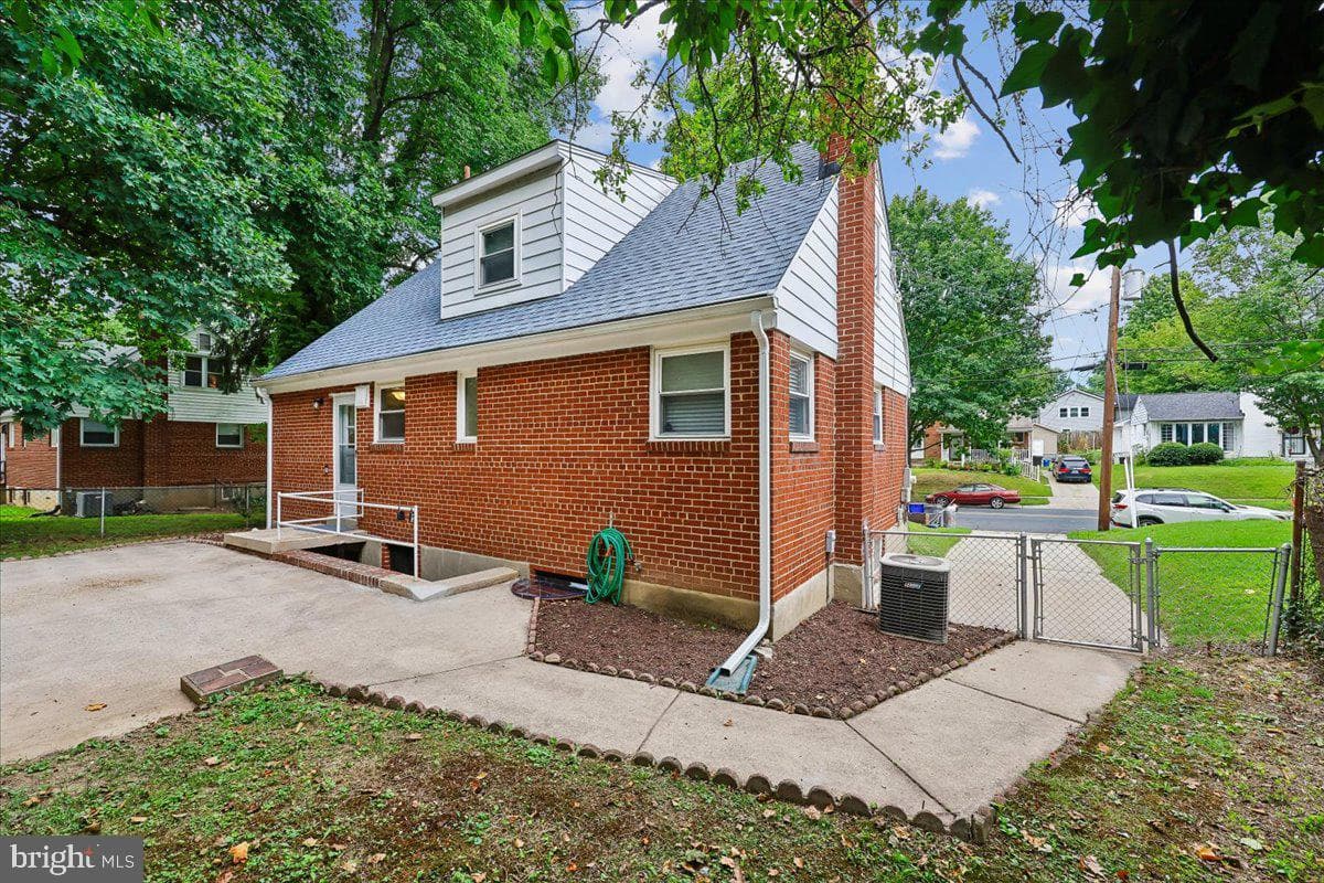 3920 Weller Road photo 41