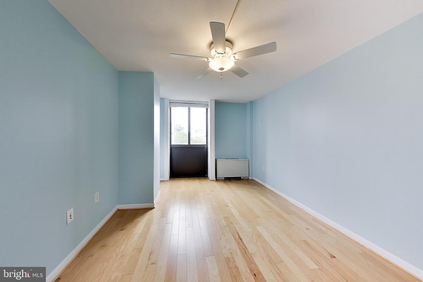 4242 East West Highway #514 photo 19
