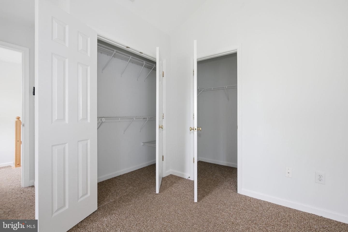 684 Heathwalk Mews photo 29