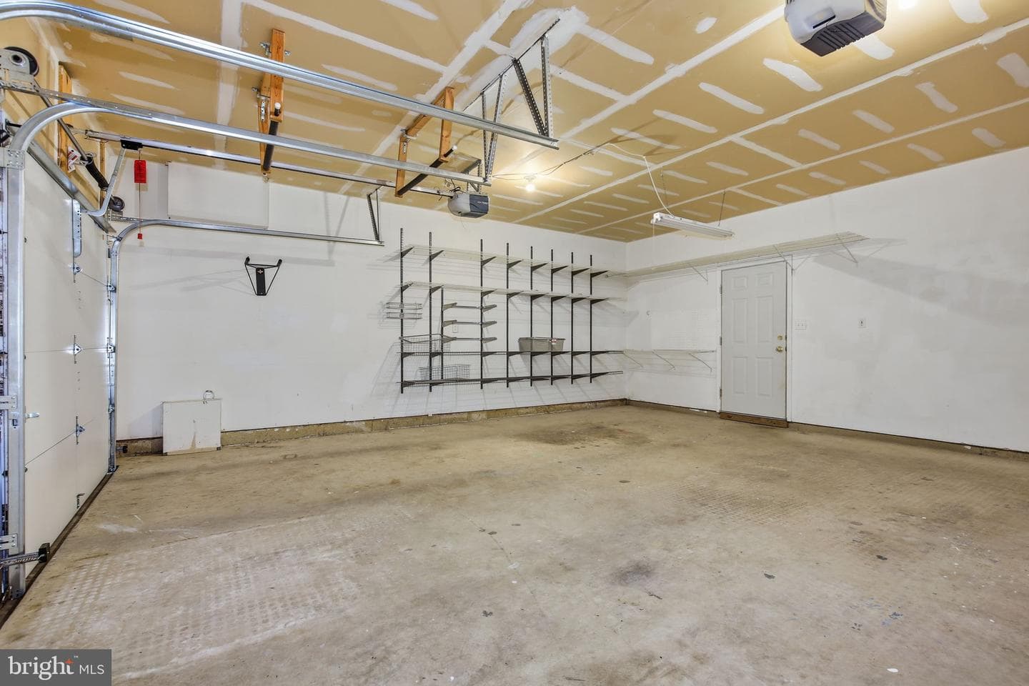 684 Heathwalk Mews photo 42