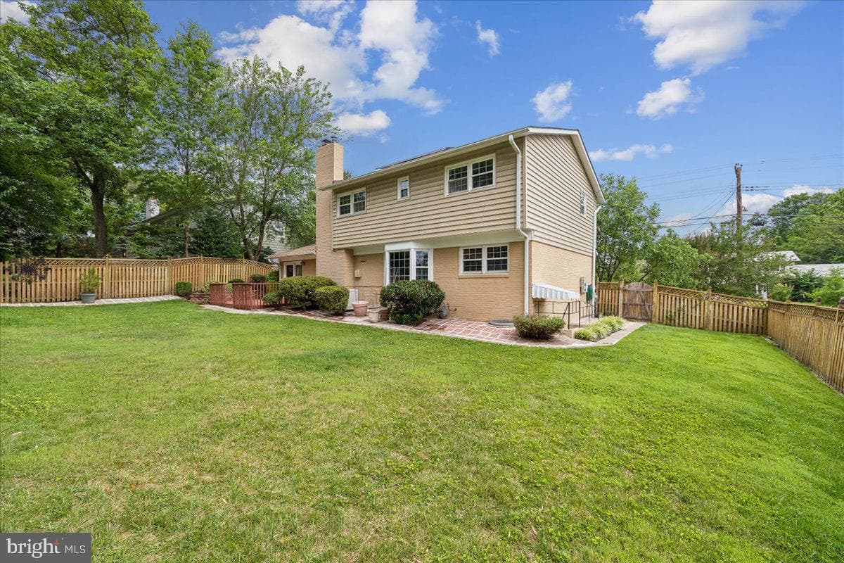 11315 Gainsborough Road, Potomac