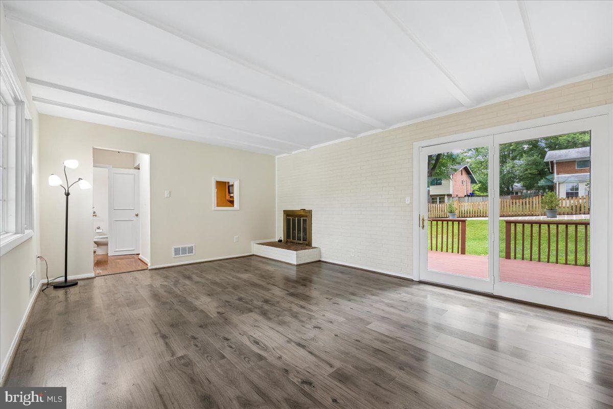 11315 Gainsborough Road photo 28