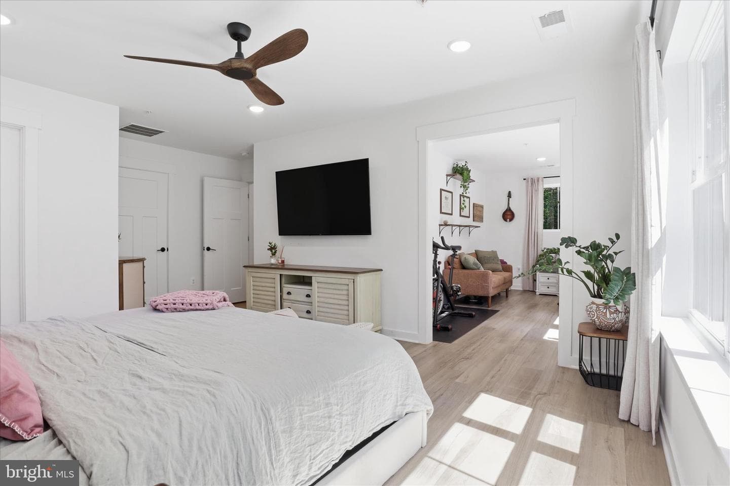 15717 Tierra Drive photo 22