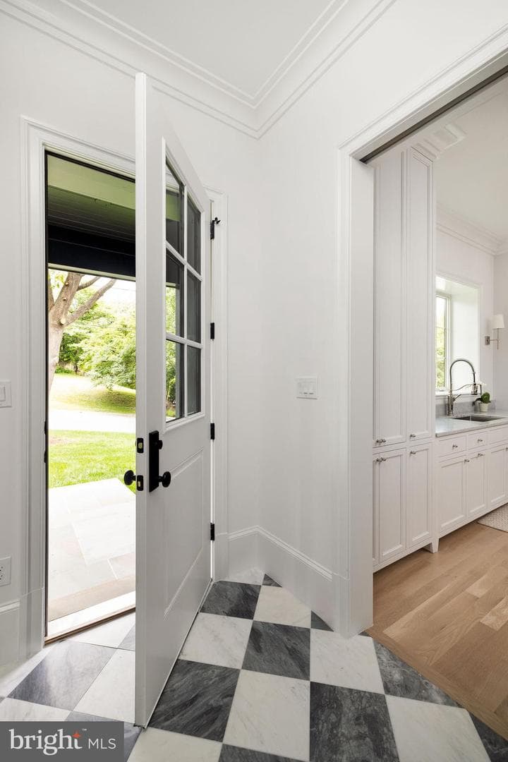 3400 Coquelin Terrace photo 24