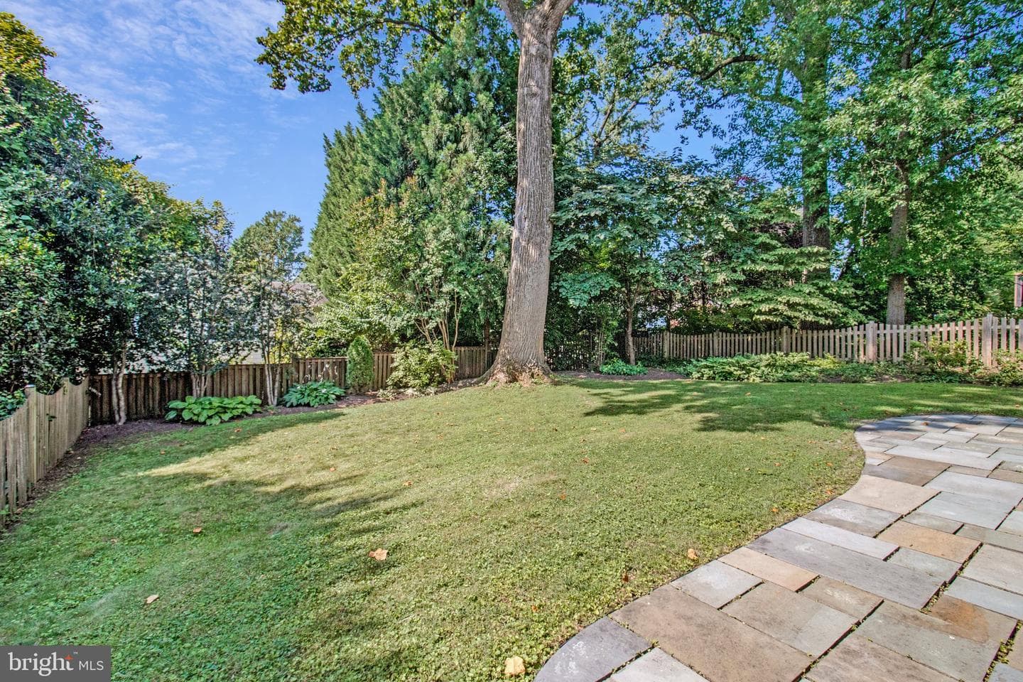 5310 Mckinley Street photo 17