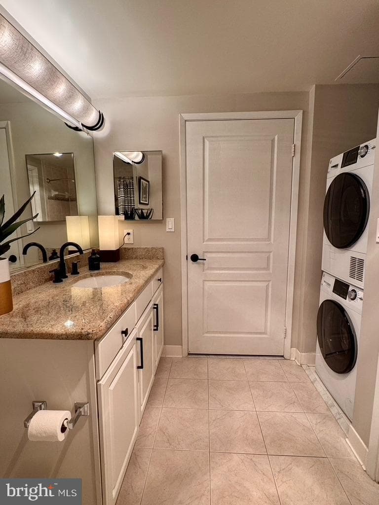 7111 Woodmont #712 photo 15