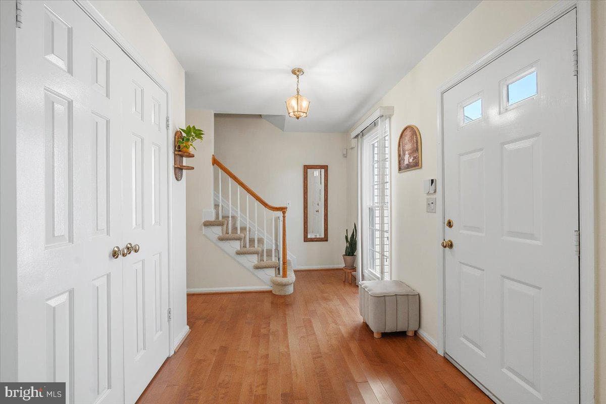 7117 Copperwood Court photo 3