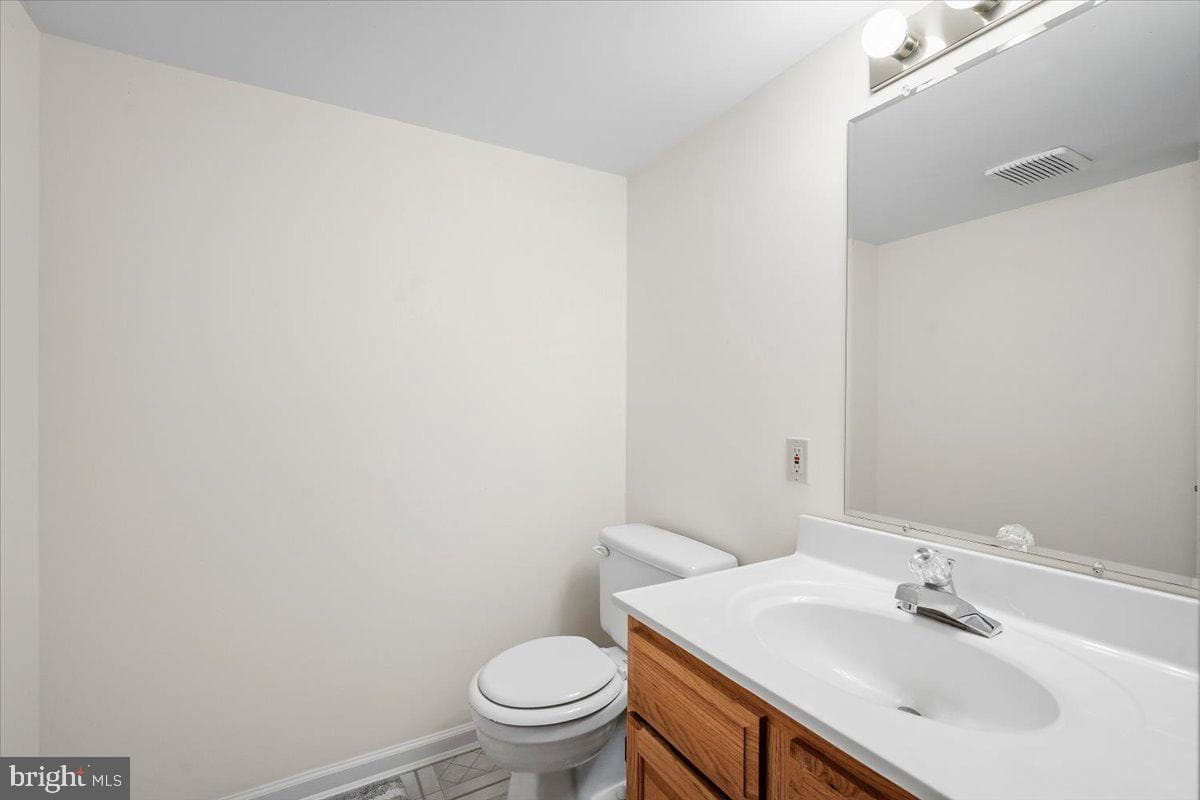 7117 Copperwood Court photo 36