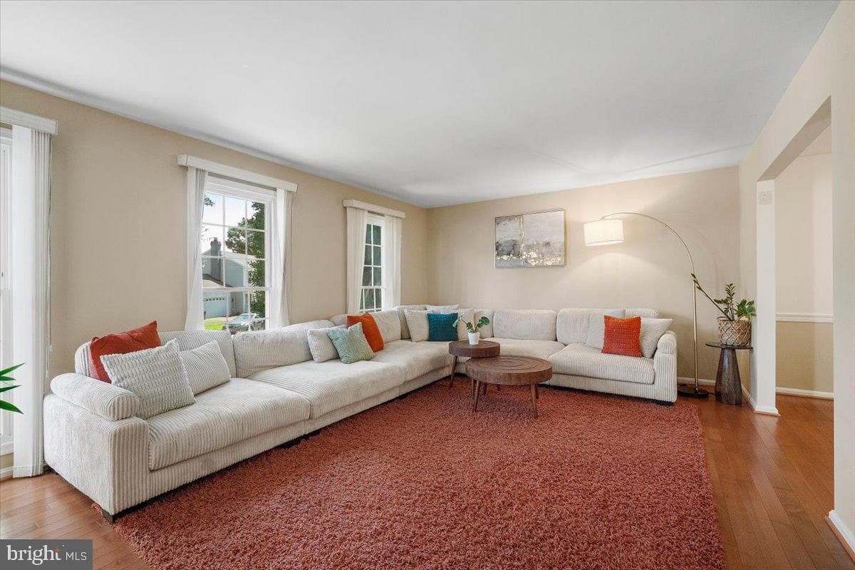 7117 Copperwood Court photo 5