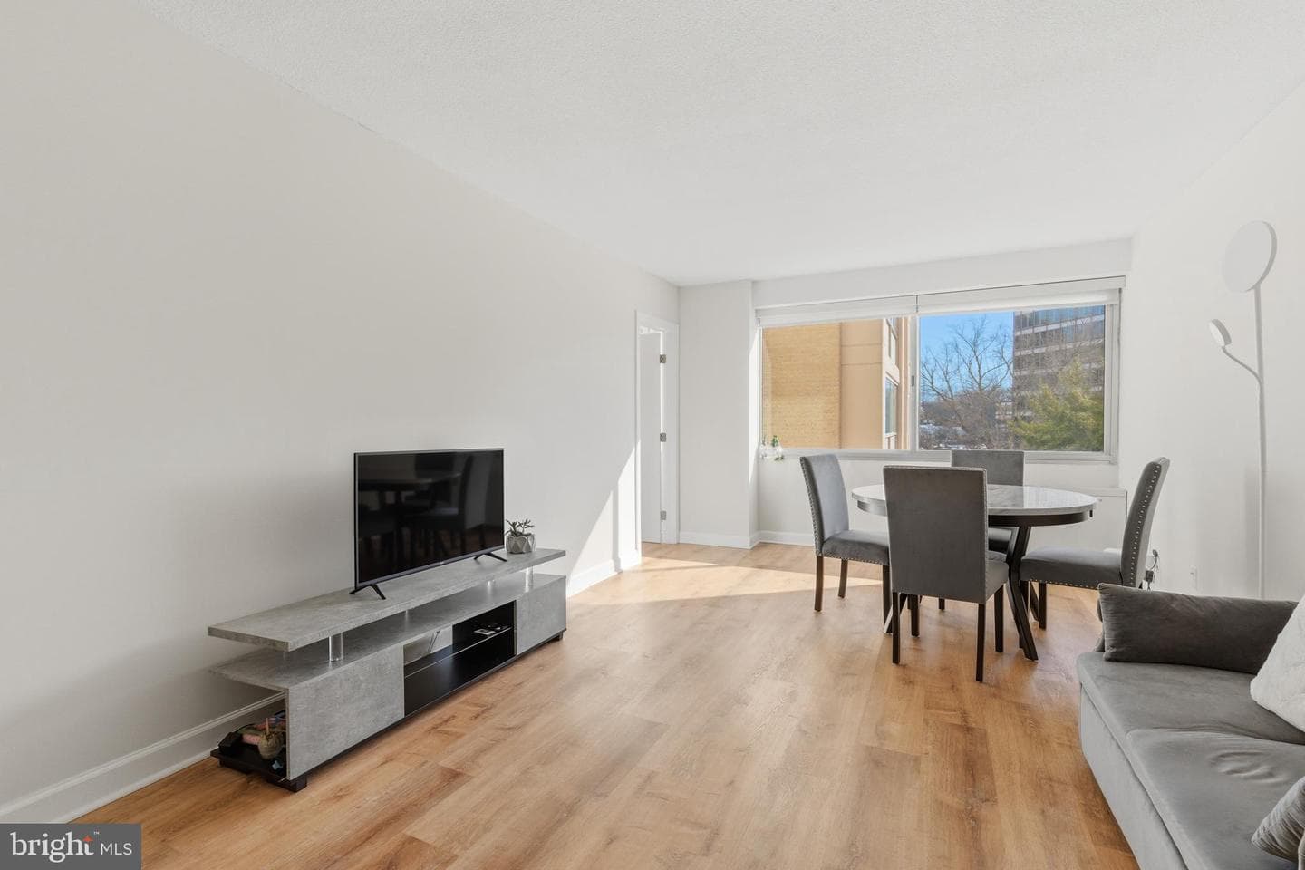 4515 Willard Avenue #606s photo 5
