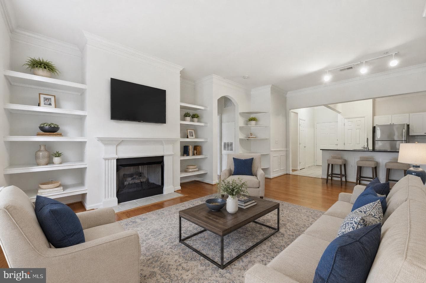 7 Booth Street #110, Gaithersburg