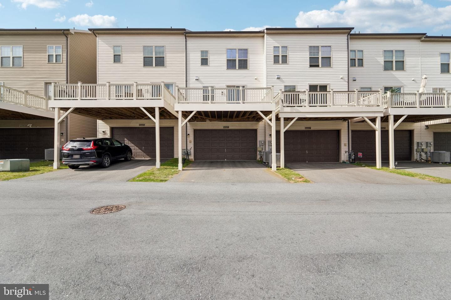 13706 Petrel Street photo 41