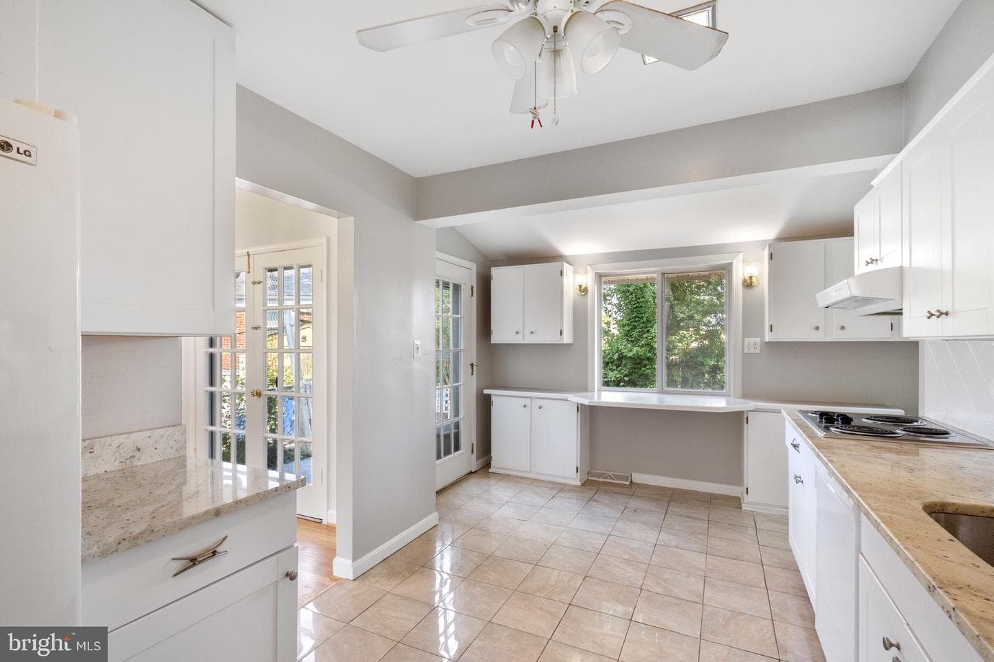 10313 Conover Drive photo 4
