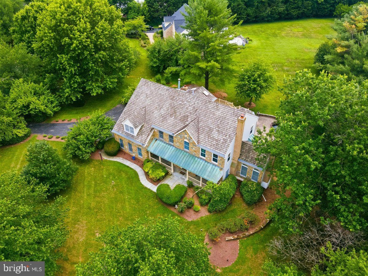 26 Grey Pebble Court, Darnestown