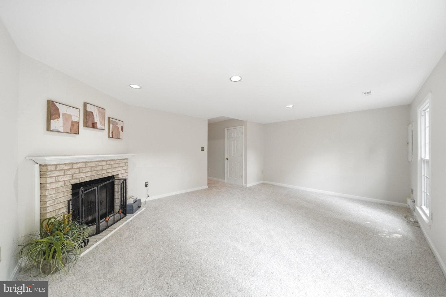 16 Ritchfield Court photo 42