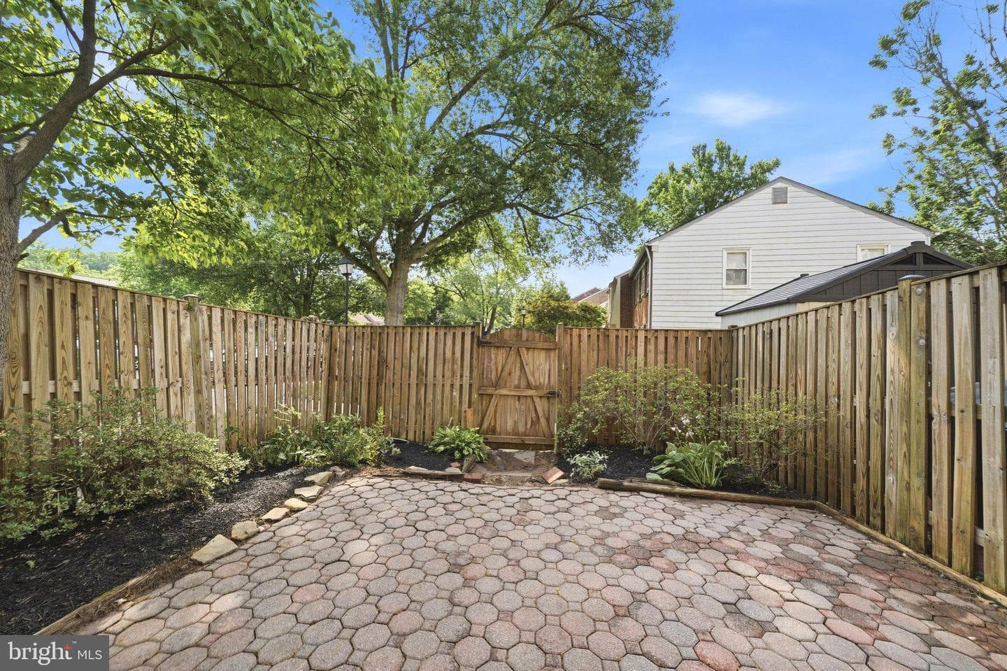 16 Ritchfield Court photo 49