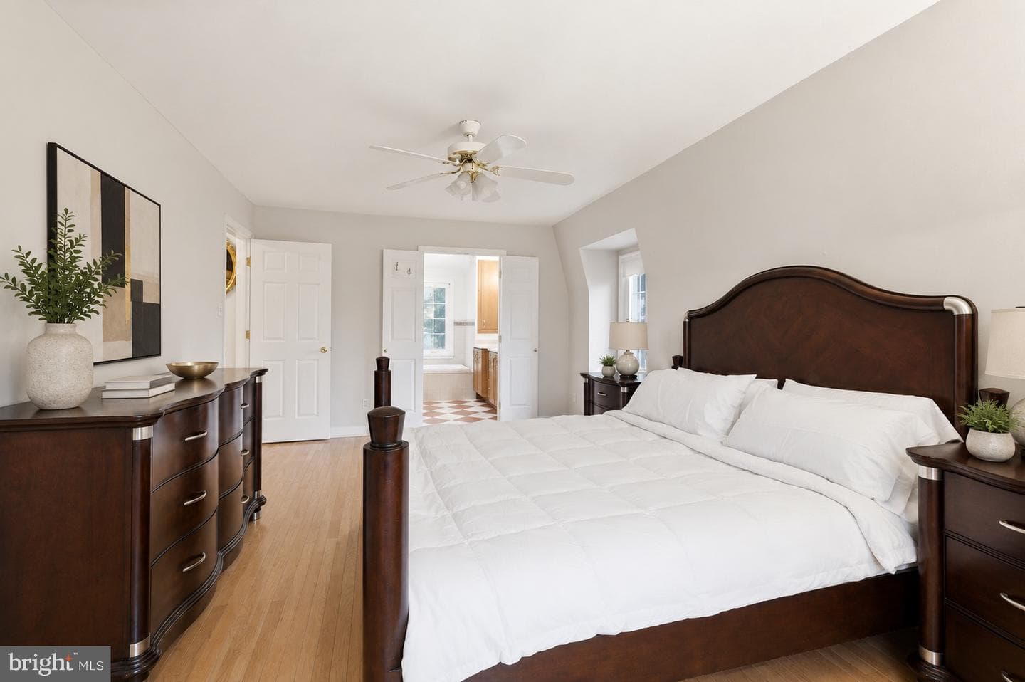 3800 Queen Mary Drive photo 23