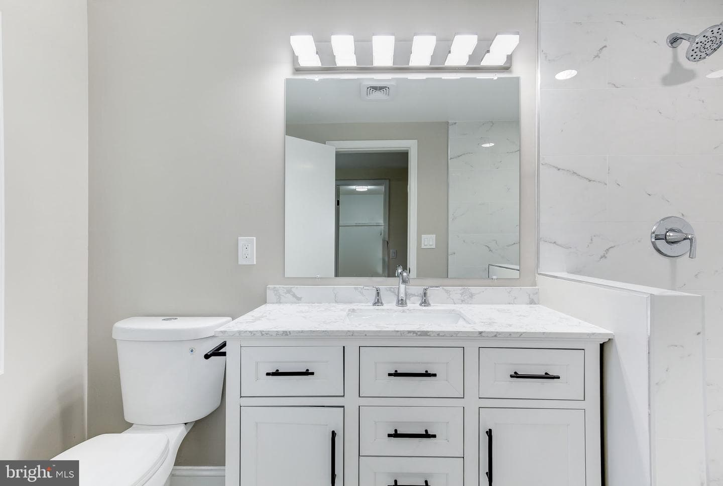 8736 Falls Chapel Way photo 13