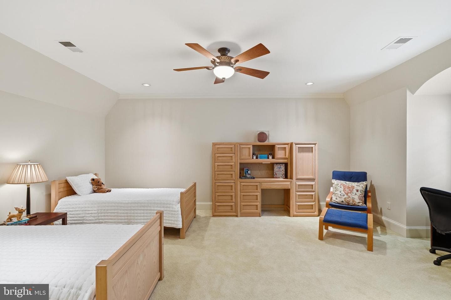 9833 Avenel Farm Drive photo 28