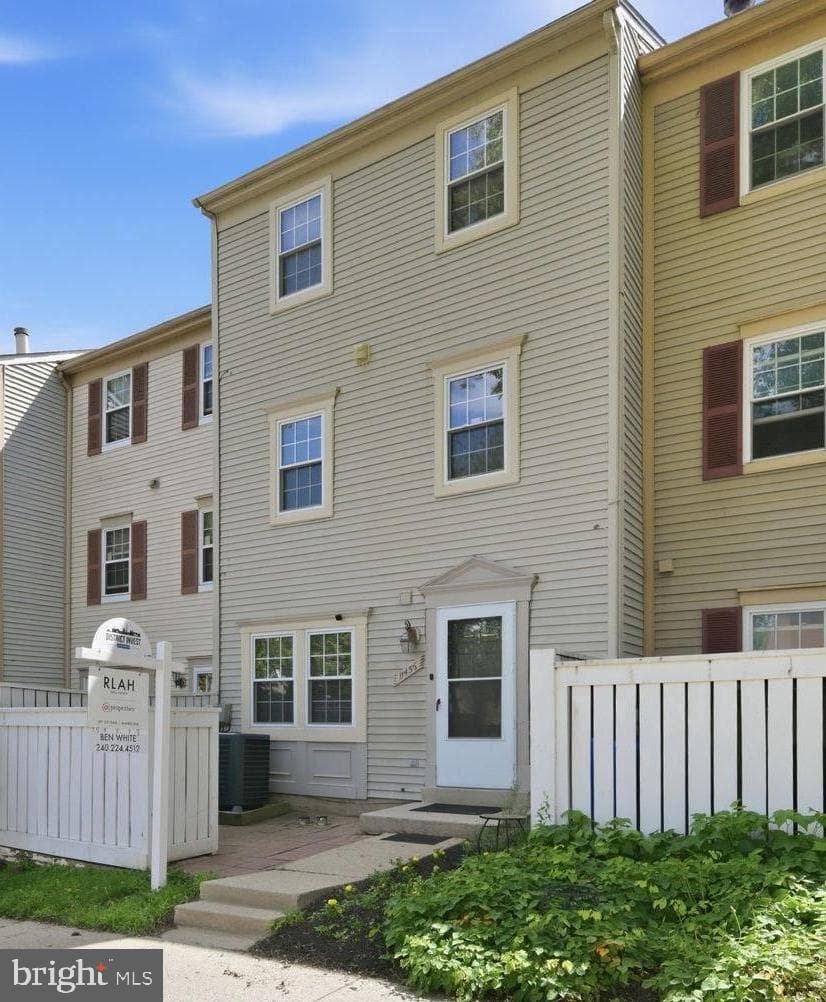 11456 Fruitwood Way #95, Germantown