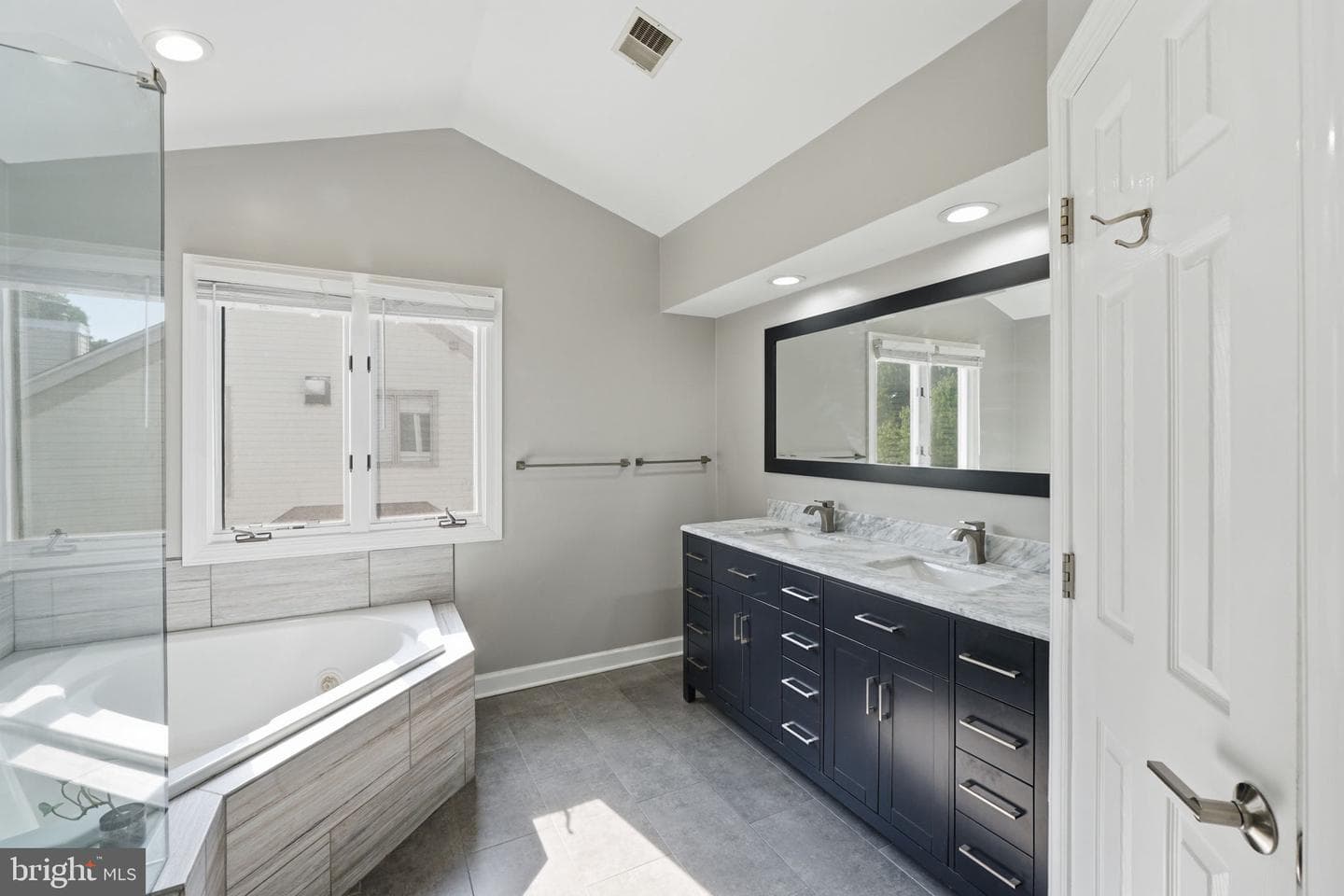 311 Flannery Lane photo 14