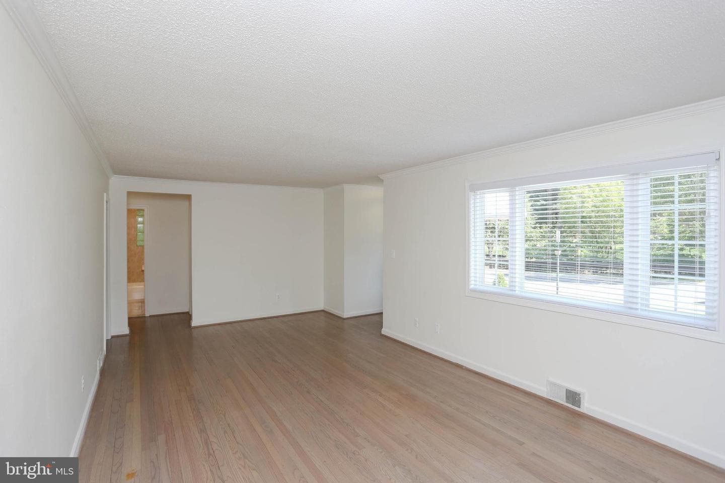 1202 Dennis Avenue photo 10