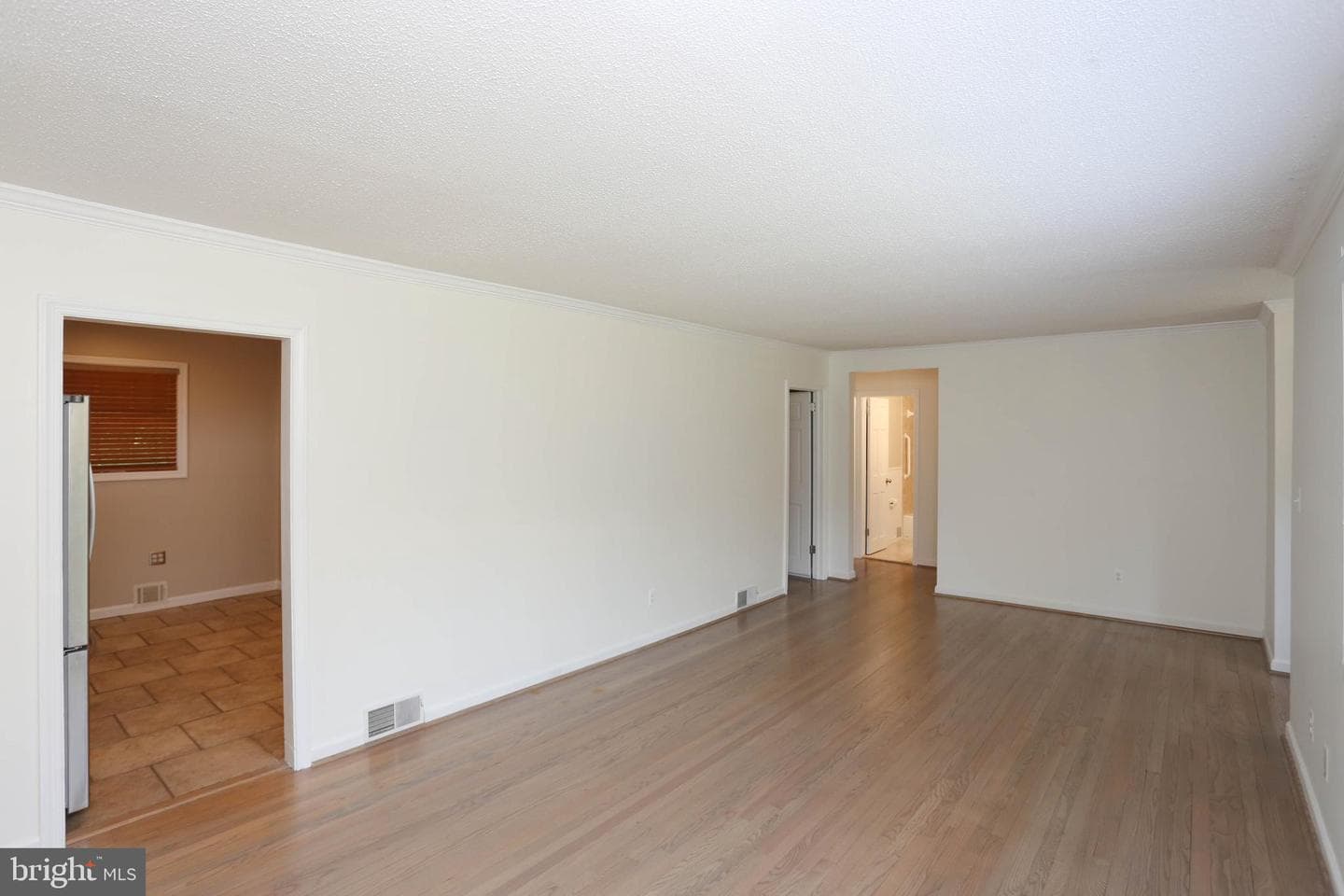 1202 Dennis Avenue photo 11