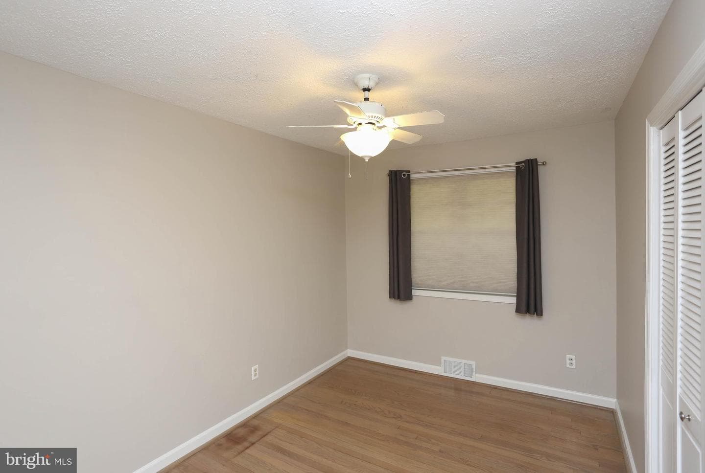 1202 Dennis Avenue photo 28