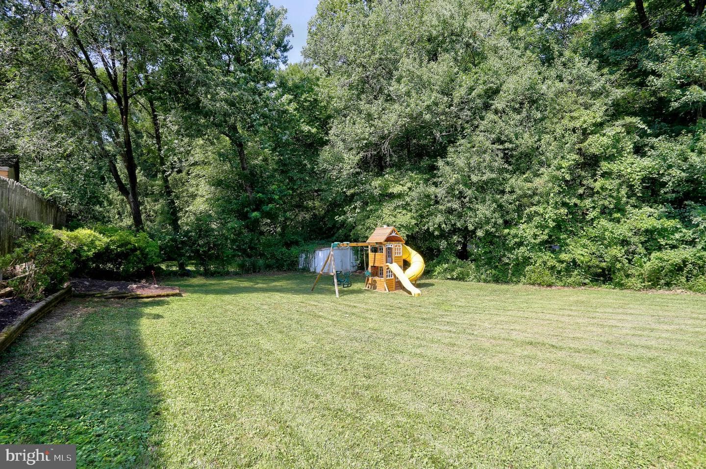 1202 Dennis Avenue photo 50