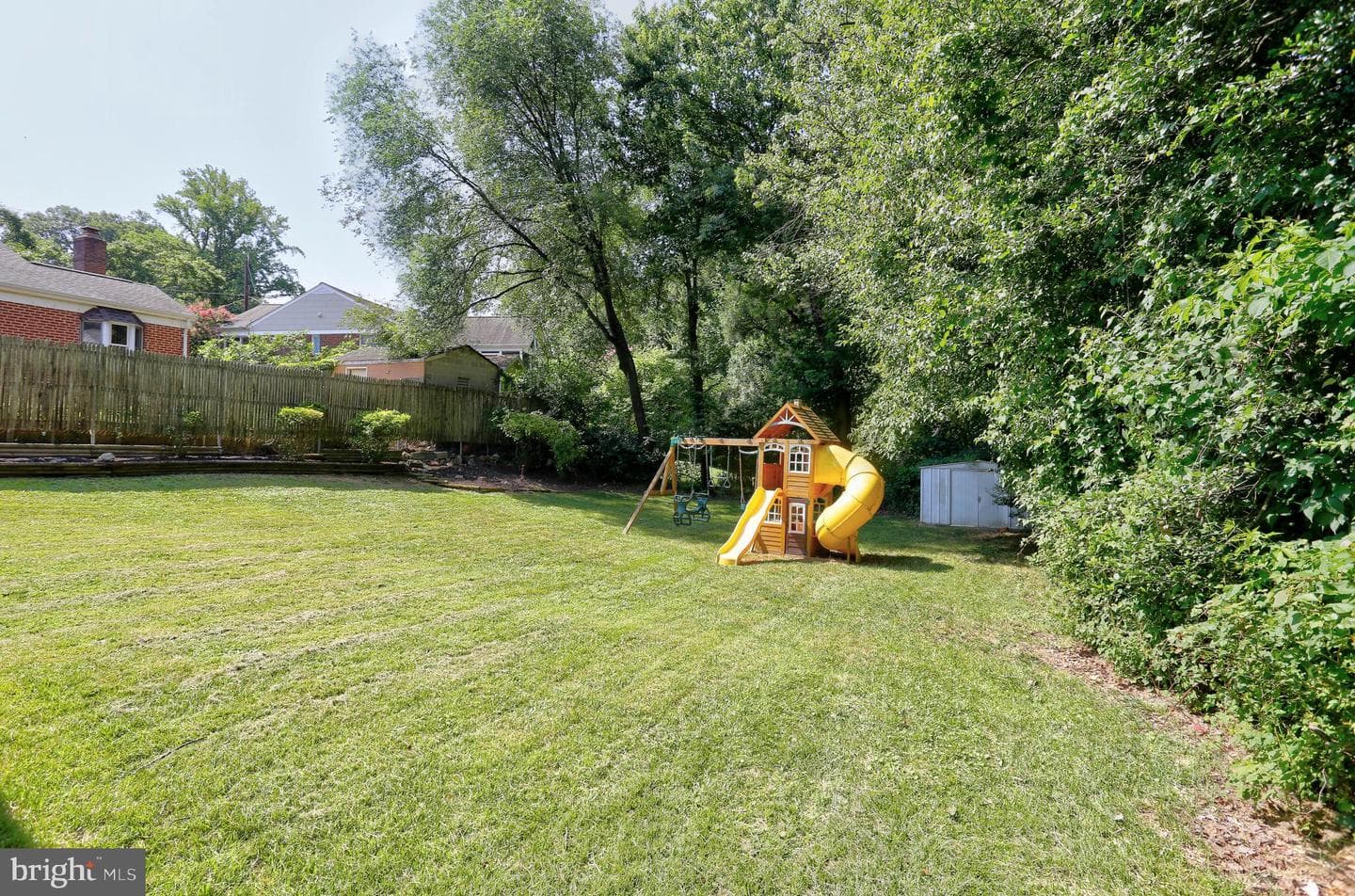1202 Dennis Avenue photo 51