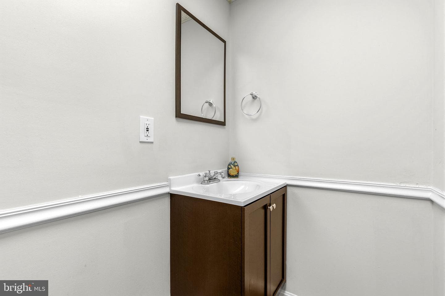 11404 Applegrath Way photo 17