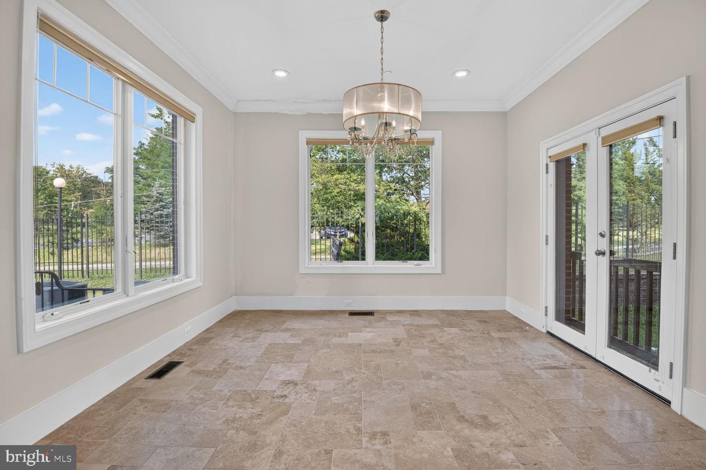 13828 Travilah Road photo 20