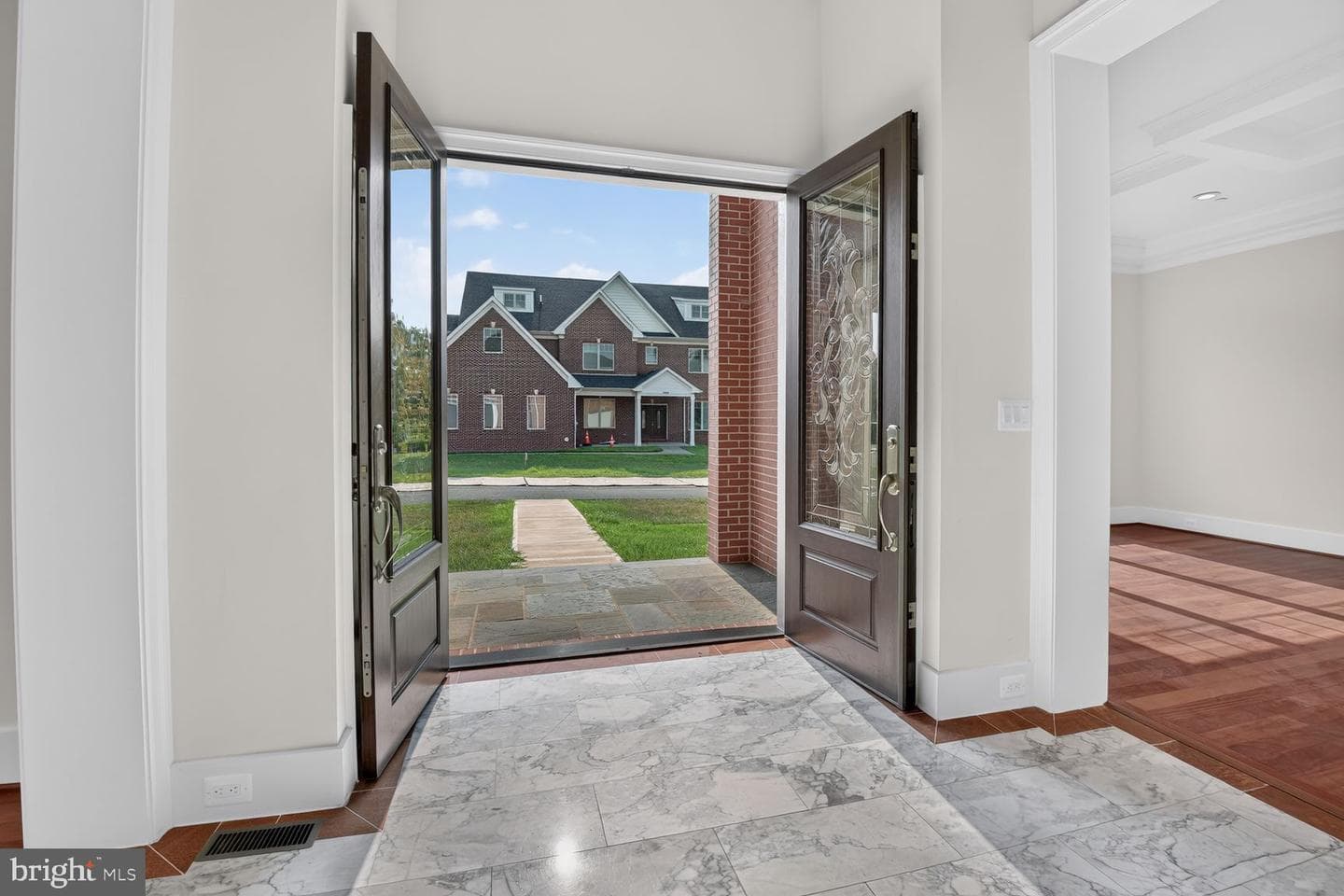 13828 Travilah Road photo 8