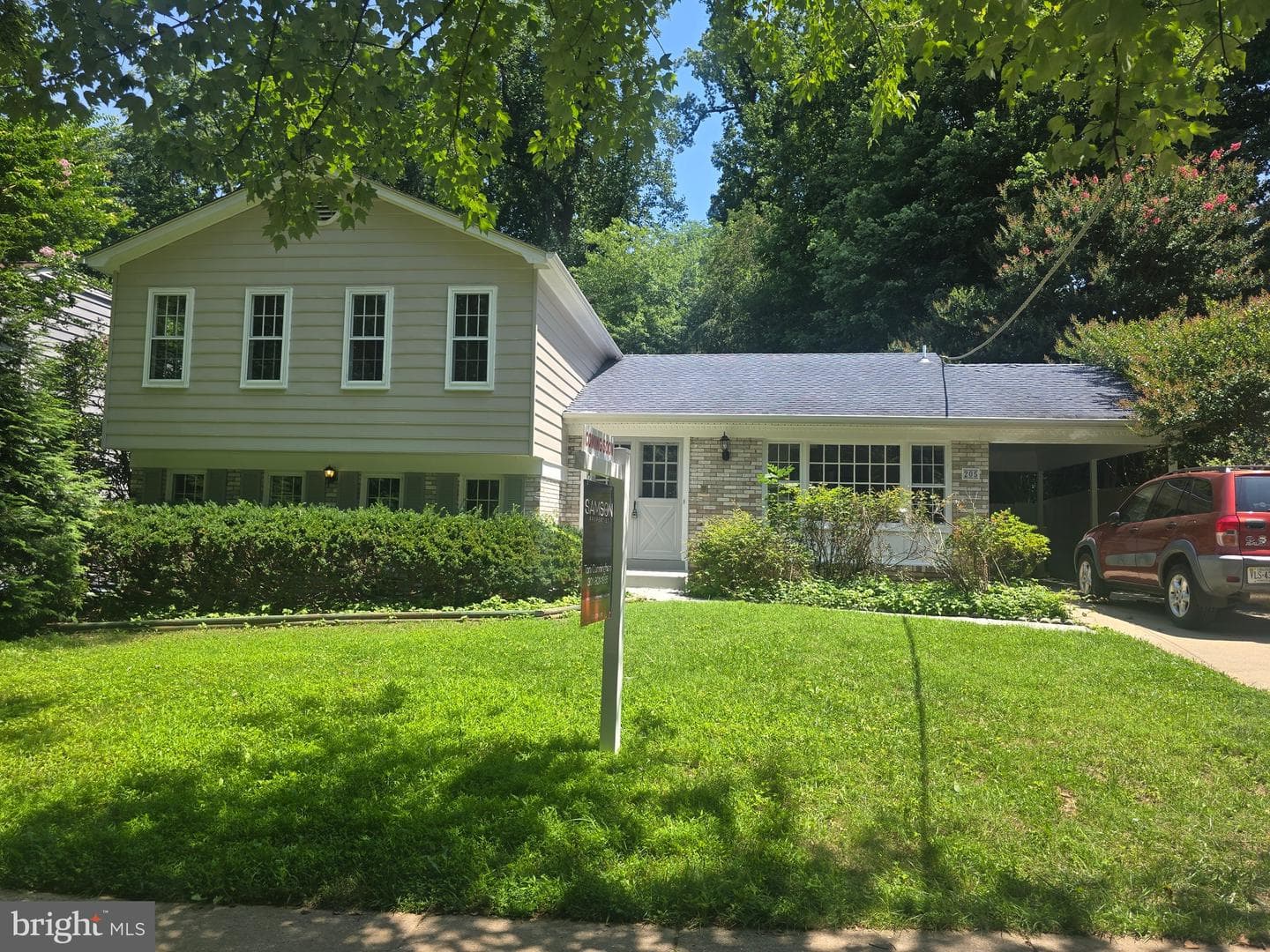205 Nelson Street photo 1