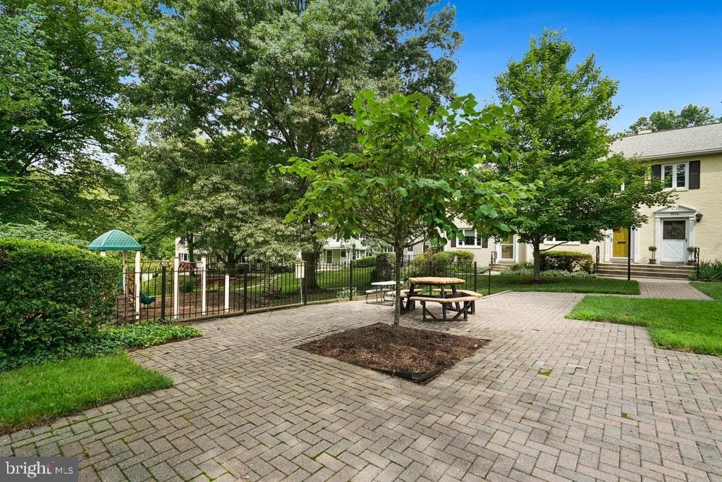 9828 Hollow Glen Place #2560 photo 47