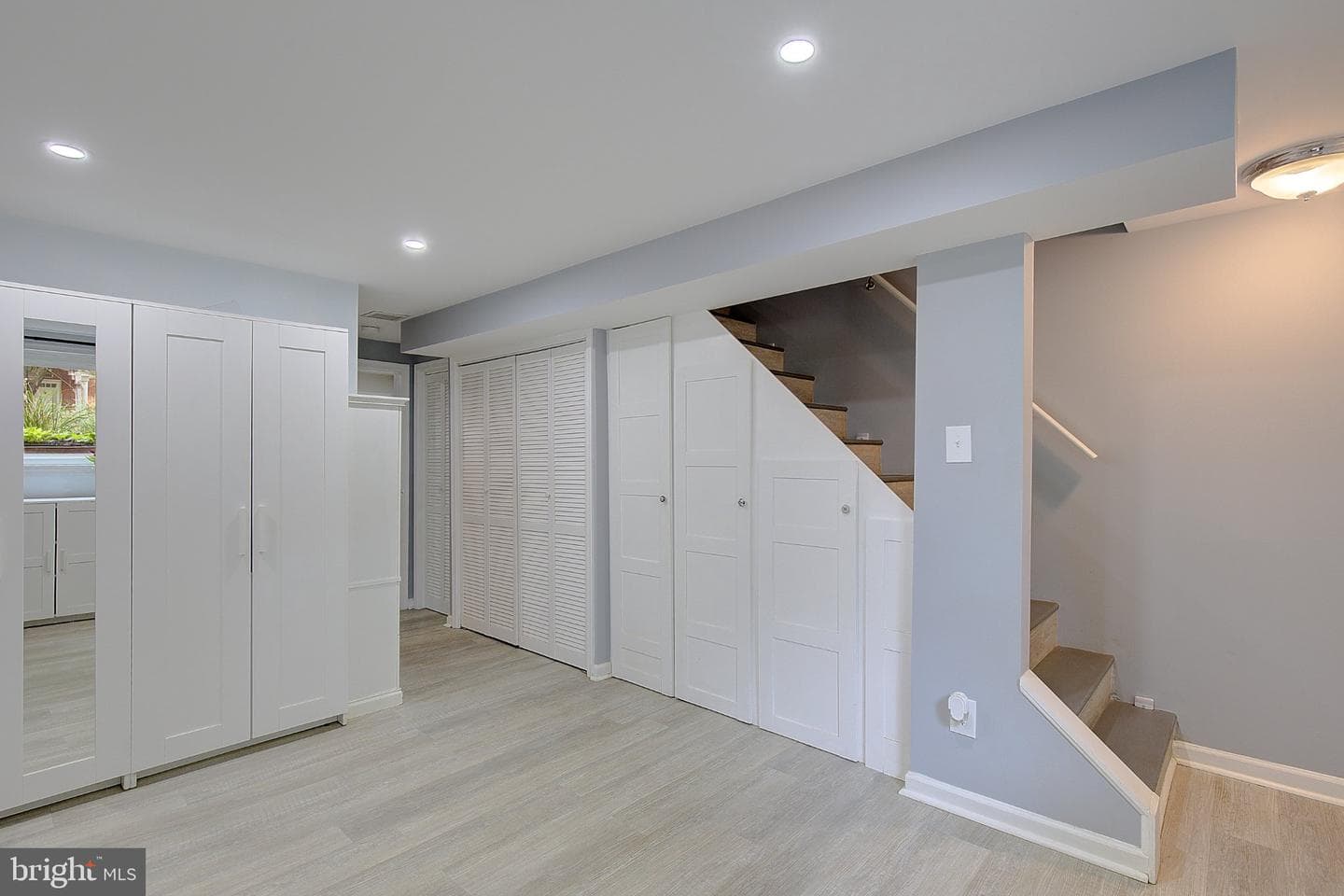 8203 Roanoke Avenue #apt B photo 22