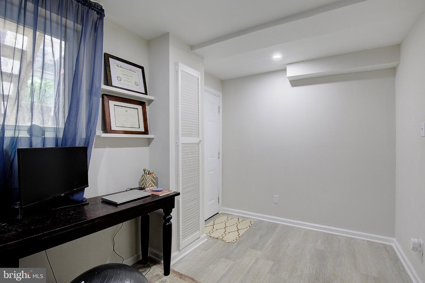 8203 Roanoke Avenue #apt B photo 26