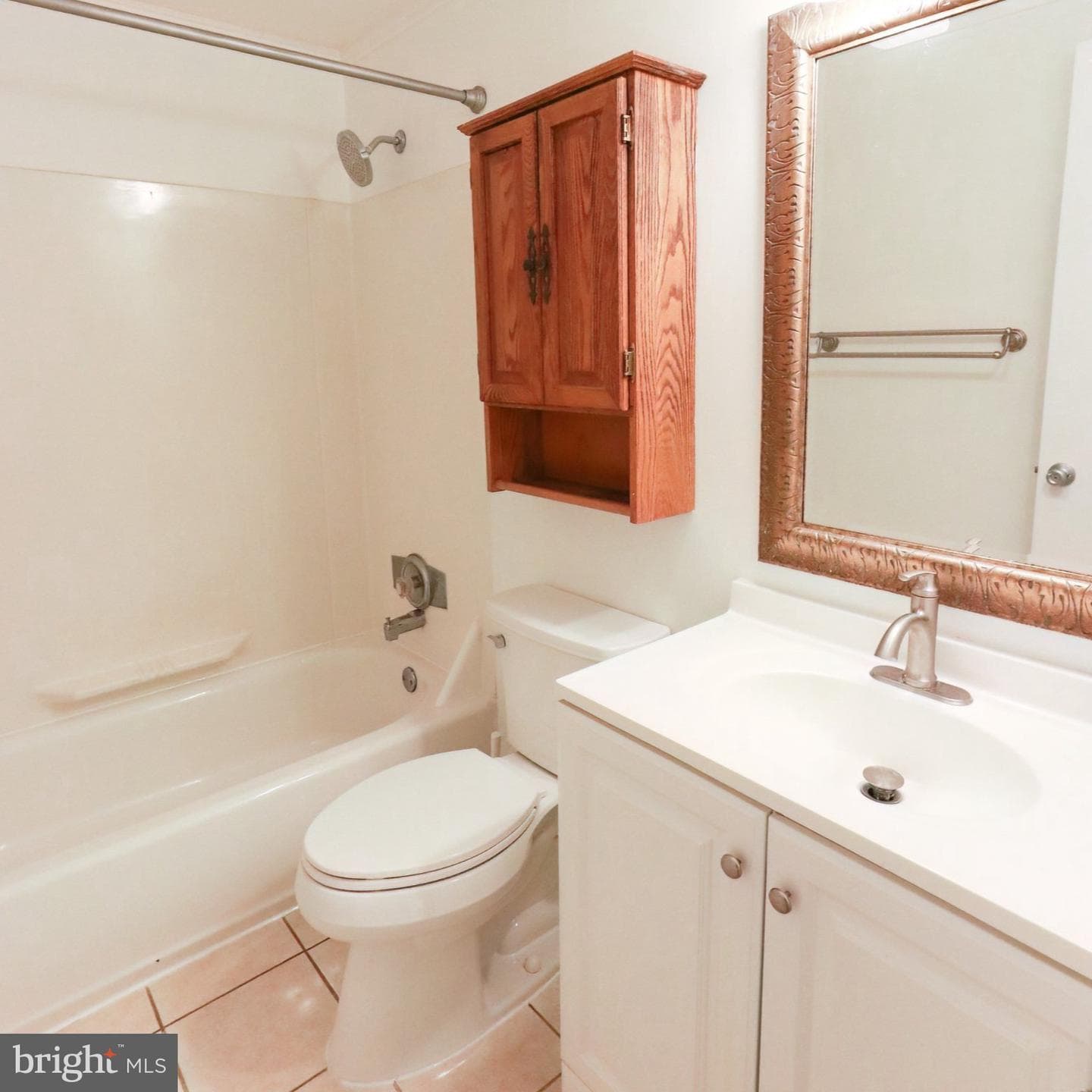 10704 Lester Street photo 17