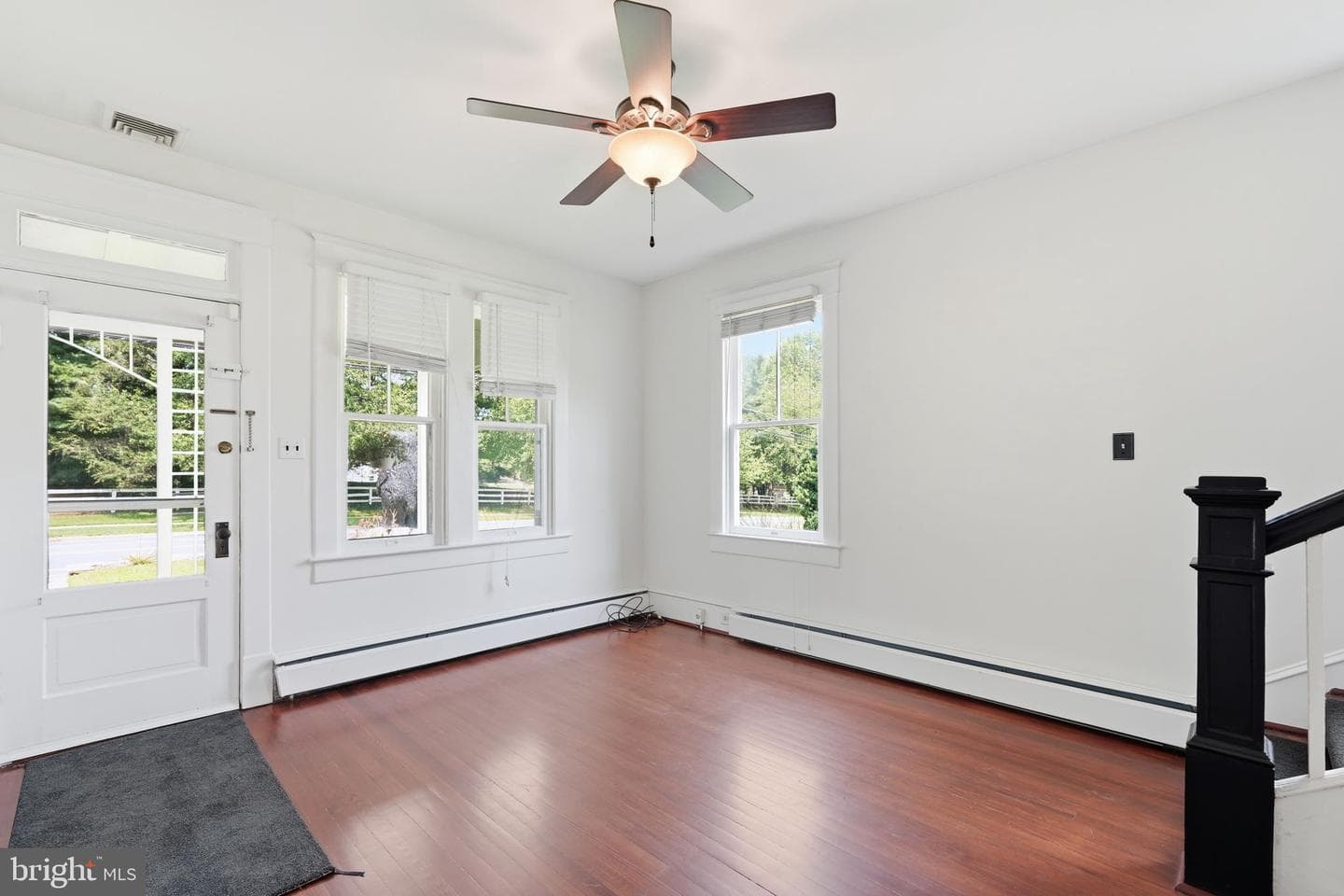 6924 Sundown Road photo 4