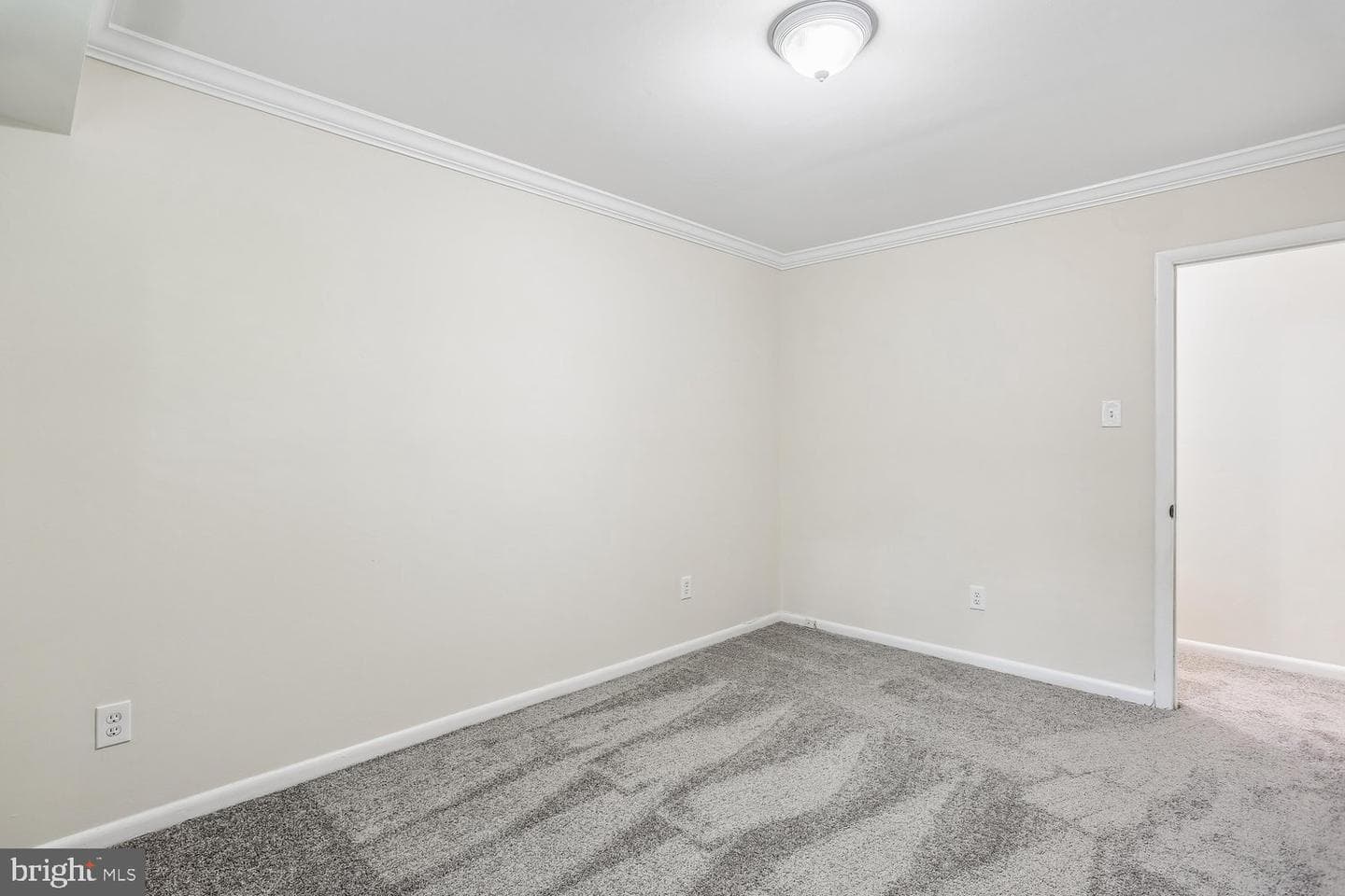 10507 Weymouth Street #W-2 photo 30
