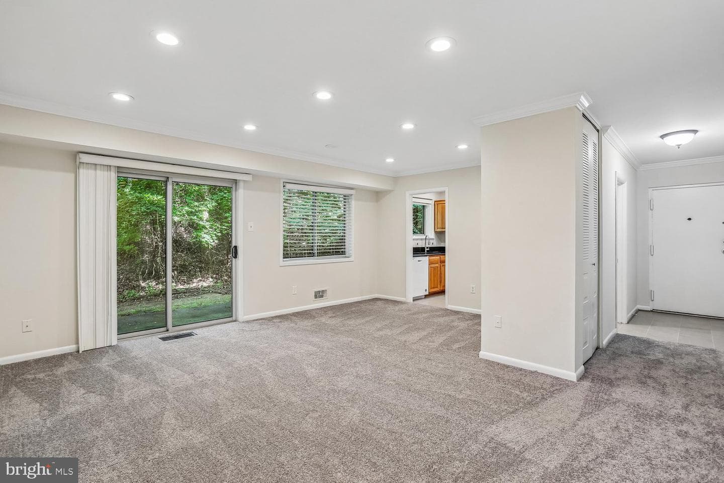 10507 Weymouth Street #W-2 photo 9
