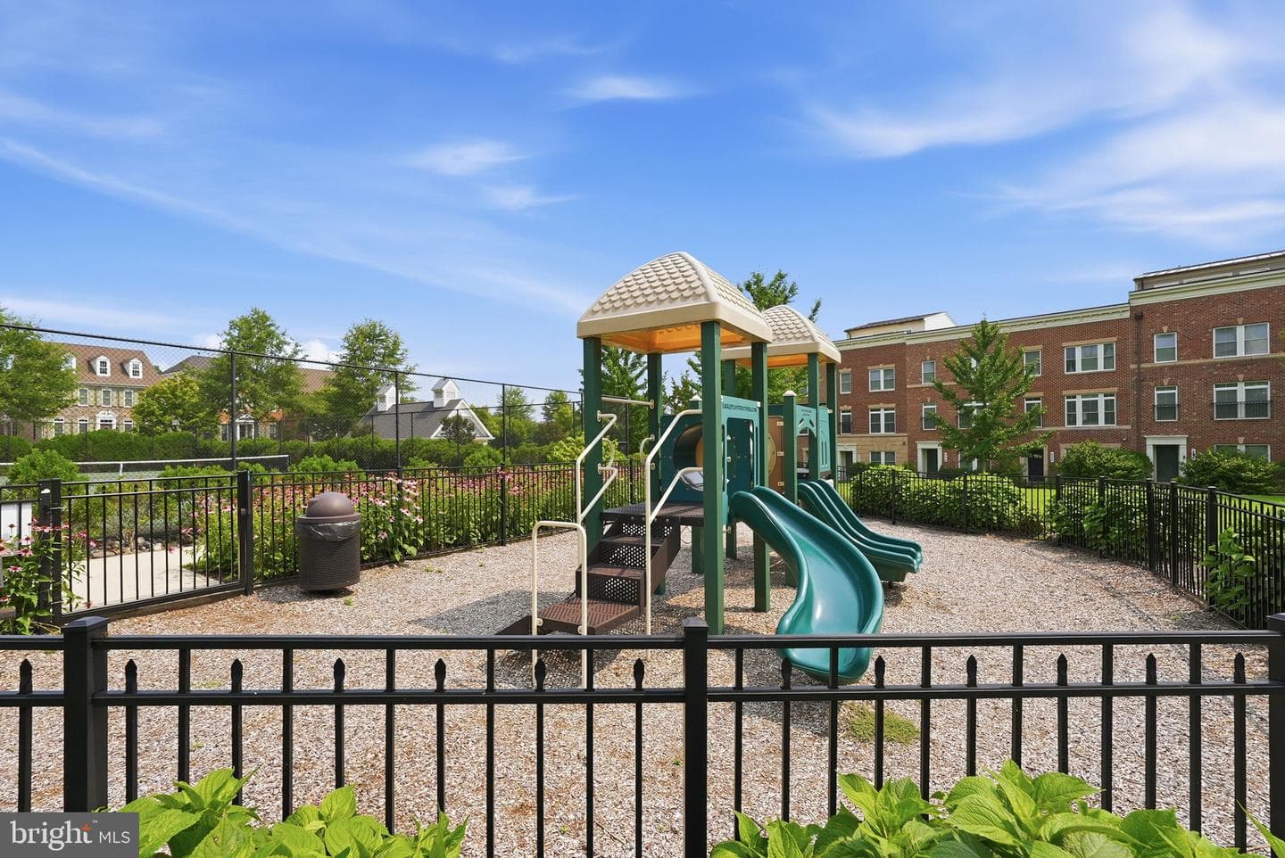 232 Parkview Avenue photo 32