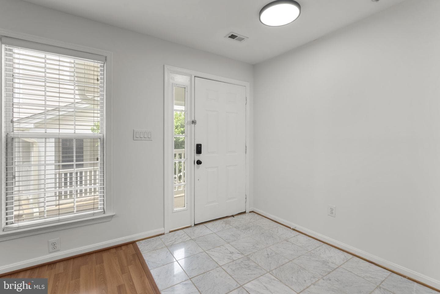 1019 Hillside Lake Terrace #1009 photo 3