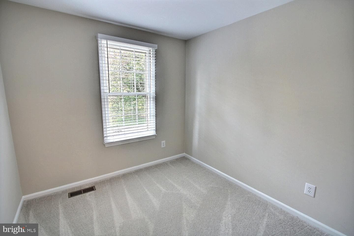 9310 Bremerton Way photo 28