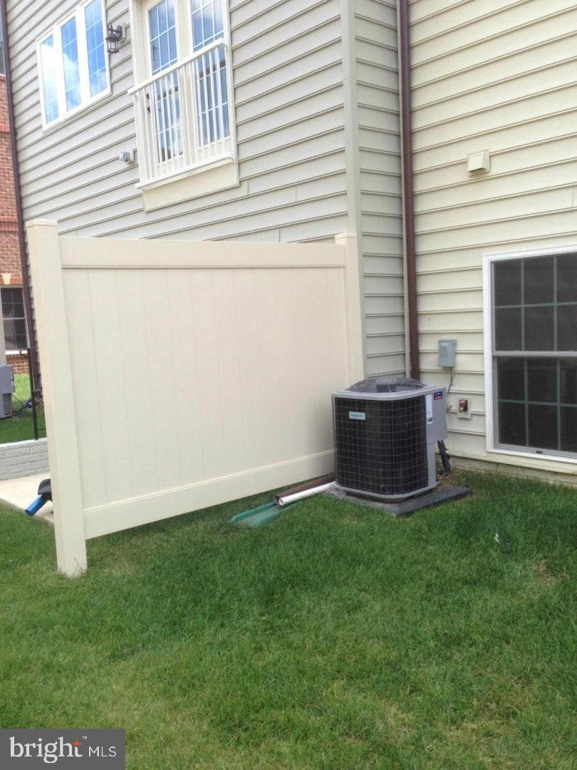 10123 Wootton Crest Way photo 25