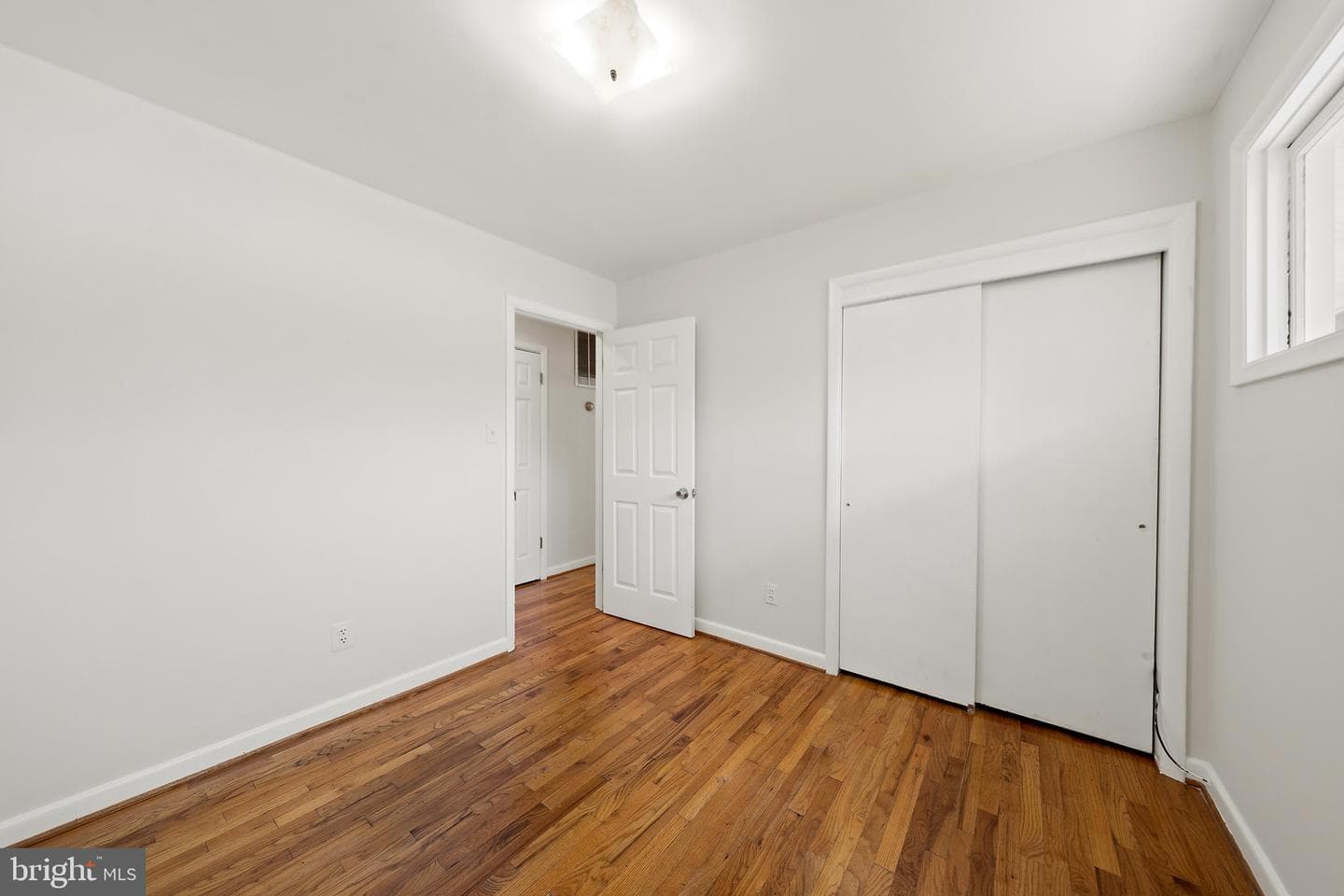 4501 Renn Street photo 18